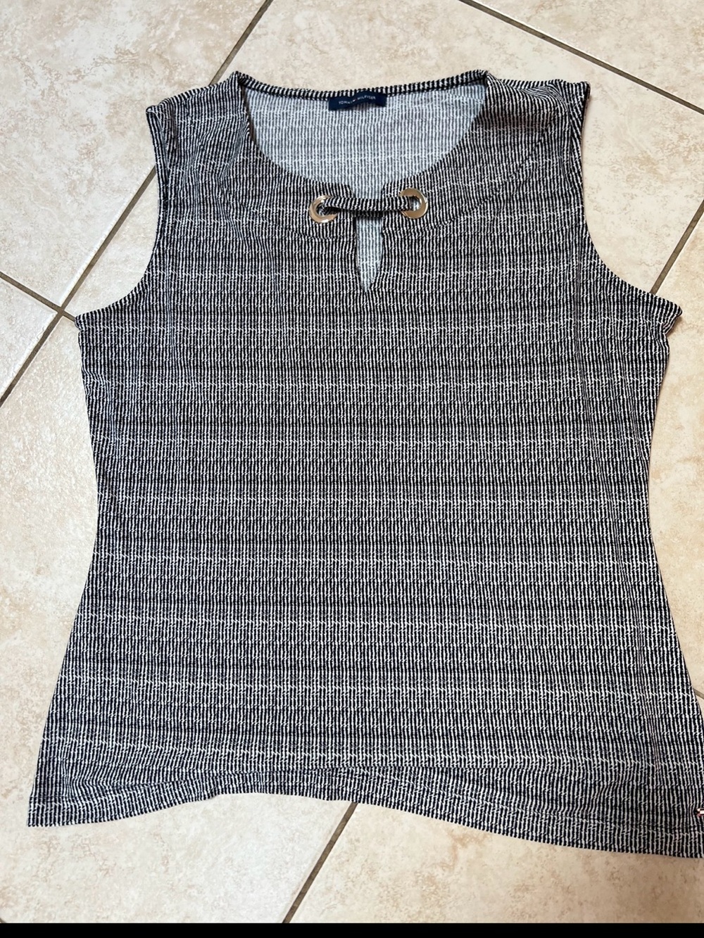 Tommy Hilfiger Sleeveless Black & White Knit Tank with Keyhole Accent